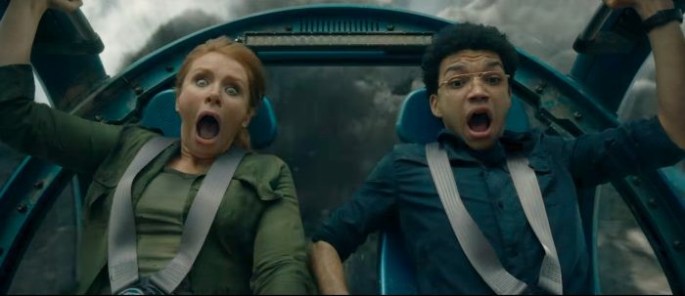 jurassicworld-fallenkingdom-justicesmith-gyrosphere-700x3031025048539.jpg